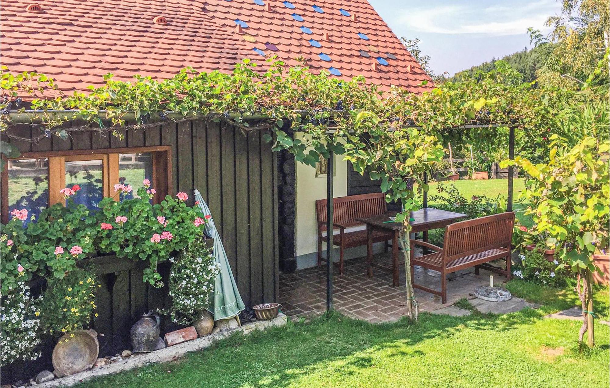 Ferienhaus In Großklein Екстериор снимка